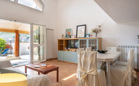 Villa Lamarmora: Habitación, Propiedad, Edificio, Diseño De Interiores, Mueble, Techo, Suelo, Casa, Mesa, Bienes Raíces