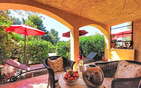 Villa Vivaris (Ven111): Piscina, Recurso, Casa, Eco Hotel, Inmuebles, Patio, Villa, Patio, Diseño, Mueble Para Exteriores