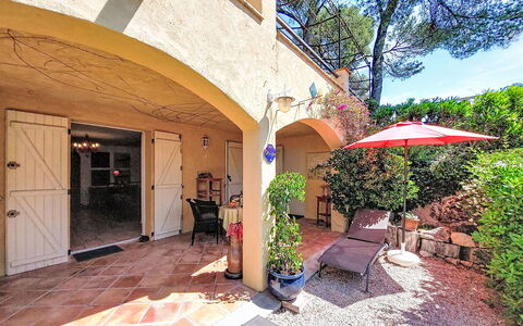 Villa Vivaris (Ven111): Piscina, Recurso, Casa, Eco Hotel, Inmuebles, Patio, Villa, Patio, Diseño, Mueble Para Exteriores