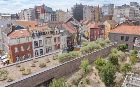 Rooftop Breeze with Parking: Barrio Residencial, Área Urbana, Barrio, Transporte, By, Área Metropolitana, Propiedad, Ciudad, Asentamientos Humanos, Edificio