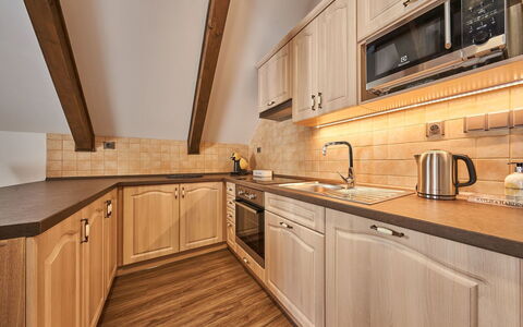 Na Pomezkách: Mostrador, Propiedad, Habitación, Gabinetes, Cocina, Mueble, Diseño De Interiores, Suelo, Edificio, Casa
