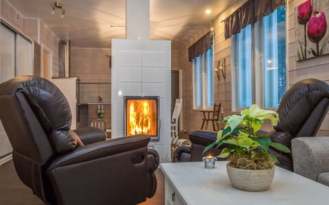Pertunmaa 603: Piso, Madera, Mueble, Diseño De Interiores, Suelo, Suelos De Madera, Habitación, Hogar, Encendiendo, Sala