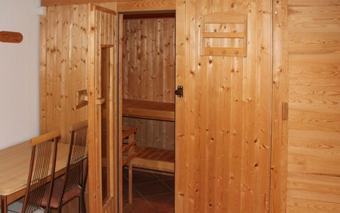 Villa Meike (Insel Poel): Habitación, Manchas De Madera, Madera, Pared, Mueble, Maderas, Madera Dura, Puerta, Alacena, Edificio