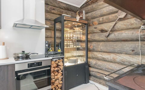Villa Moose: Madera, Diseño De Interiores, Piso, Mueble, Cocina, Suelo, Gabinetes, Habitación, Aparato De Cocina, Mostrador