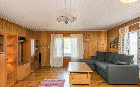 Matkonranta: Mueble, Silla, Mueble Para Exteriores, Mesa, Madera, Mesa Al Aire Libre, Cocina Y Comedor Mesa, Sombra, Jardín, Paraguas