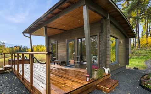 Villa Kurki: Madera, Cabaña, Cuarto De Troncos, Bosque, Cobertizo, Edificios Del Jardín, Alerce, Bosque, Manchas De Madera