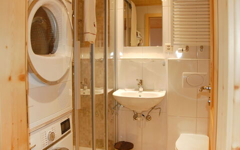 Villars 877: Baño, Propiedad, Habitación, Baño, Arreglo De Tubería, Loseta, Diseño De Interiores, Accesorio De Baño, Lavabo, Pared