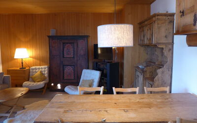 Villars 877