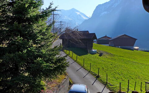 Chalet Guldeli: Montaña, Planta, Propiedad, Cielo, Edificio, Verde, Naturaleza, Entorno Natural, Paisaje Natural, Árbol