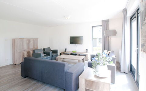 Oesterdam Resort: Mueble, Habitación, Diseño De Interiores, Sala, Propiedad, Blanco, Edificio, Suelo, Techo, Casa
