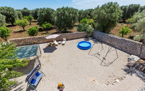 Masseria Pagliamonte: Propiedad, Piscina, Casa, Bienes Raíces, Inmuebles, Yarda, Edificio, Patio Interior, Vacaciones, Paisaje