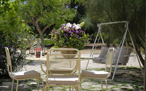 Masseria Pagliamonte: Silla, Mueble, Silla Plegable, Mueble Para Exteriores, Mesa, Lavanda, Jardín, Patio, Mesa Al Aire Libre, Planta