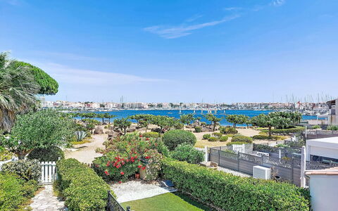 L'île des Marinas: Departamento, Arquitectura, Barrio Residencial, Condominio, Material Compuesto, Diseño Urbano, Balcón, Uso Mixto, Sombra