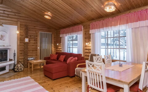 Suvituuli: Madera, Piso, Suelo, Mueble, Suelos De Madera, Diseño De Interiores, Litera, Habitación, Manchas De Madera, Madera Dura
