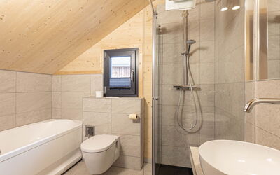 Alojamiento:&nbsp;Superior #2 mit Ir-Sauna & Sprudelbad 20.12