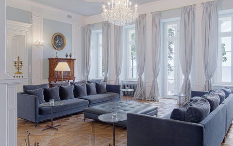 Manowce Palace: Mueble, Diseño De Interiores, Piso, Suelo, Sofá, Sala, Techo, Departamento, Encendiendo, Casa