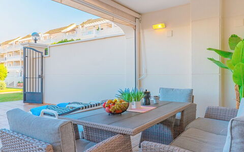 Dénia 479: Mueble, Mueble Para Exteriores, Diseño De Interiores, Piso, Suelo, Balcón, Silla, Techo, Mesa Al Aire Libre, Sombra