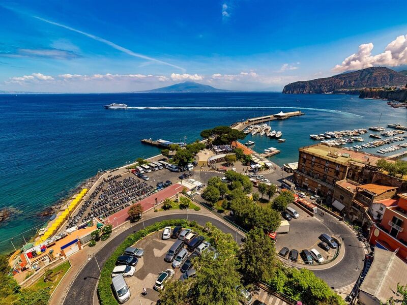 light-&-delight-apartment-sorrento-apartment-external