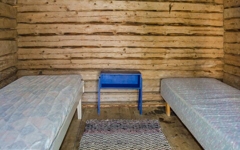 Purola: Mueble, Silla, Mueble Para Exteriores, Mesa, Madera, Mesa Al Aire Libre, Cocina Y Comedor Mesa, Sombra, Jardín, Paraguas