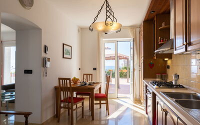 Alojamiento:&nbsp;Angolo di Sole 651.3