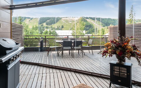 Tahko Spa Suites Orange B 1: Madera, Cabaña, Manchas De Madera, Madera Dura, Cuarto De Troncos, Tablón, Techo, Material Natural, Maderas, Edificios Del Jardín