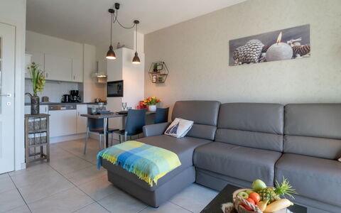 Alojamiento:&nbsp;Green Garden Xvxi 205 with Pool View 280.9