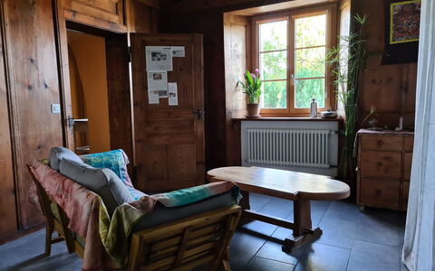 Gîte - Ferme O'Clés: Mueble, Edificio, Ventana, Madera, Diseño De Interiores, Comodidad, Marco, Suelo, Casa, Madera Dura