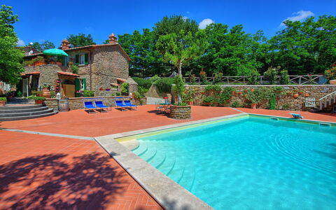 Casale San Martino: Piscina, Propiedad, Bienes Raíces, Casa, Inmuebles, Casa, Barrio Residencial, Vacaciones, Ocio, Edificio