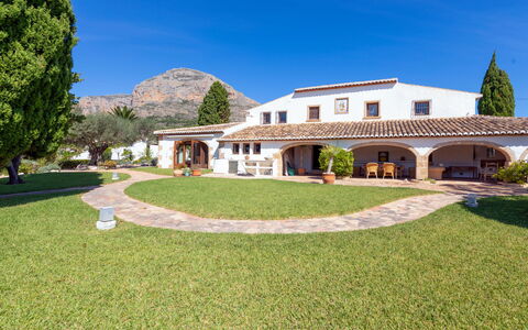 Villa Finca Labranza: Propiedad, Inmuebles, Casa, Casa, Bienes Raíces, Edificio, Mansión, Hierba, Césped, Arquitectura