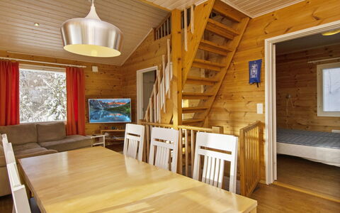 Hallan Paroni a Paritalo: Mueble, Silla, Mueble Para Exteriores, Mesa, Madera, Mesa Al Aire Libre, Cocina Y Comedor Mesa, Sombra, Jardín, Paraguas