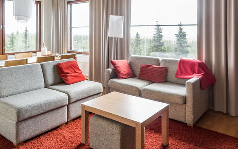 Nordic Chalet 9201: Mueble, Diseño De Interiores, Piso, Suelo, Madera, Habitación, Casa, Sala, Departamento, Alfombra