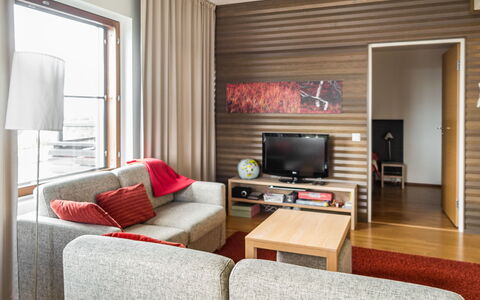 Nordic Chalet 9201: Mueble, Diseño De Interiores, Piso, Suelo, Sofá, Madera, Sala, Habitación, Techo, Textil