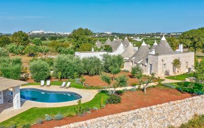 Trulli Pozzo del Geco - Locorotondo, Apulia, Italia