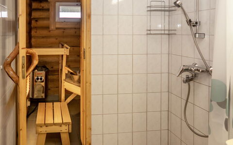 Rukan Roihu: Piso, Madera, Suelo, Diseño De Interiores, Arreglo De Tubería, Habitación, Plomería, Baño, Manchas De Madera, Baño