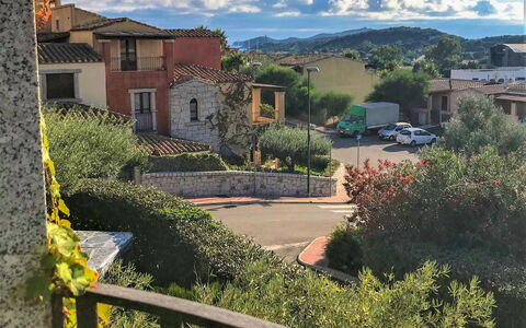 Rokkaria: Planta, Barrio, Arbusto, Barrio Residencial, Paisaje, Edificio, Casa, Jardín, Bienes Raíces, Cordillera