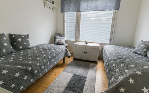 Salmiranta: Mueble, Silla, Mueble Para Exteriores, Mesa, Madera, Mesa Al Aire Libre, Cocina Y Comedor Mesa, Sombra, Jardín, Paraguas