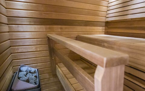 Ylälänsi 3 As 2: Sauna, Madera, Piso, Suelo, Manchas De Madera, Madera Dura, Tablón, Barniz, Suelos De Madera, Maderas