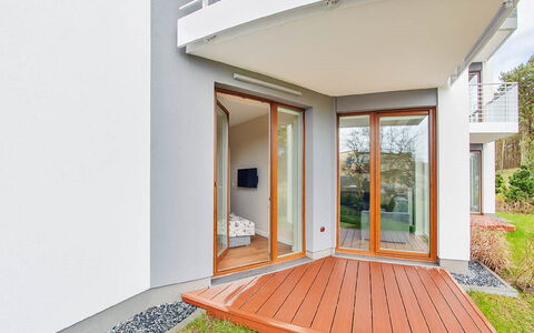 Kąty Rybackie Marina: Propiedad, Planta, Sombra, Edificio, Madera, Diseño De Interiores, Arquitectura, Rectángulo, Ventana