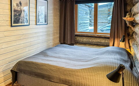 Rukalehto: Madera, Techo, Habitación, Manchas De Madera, Madera Dura, Cuarto De Troncos, Cama, Marco De La Cama, Sábana, Lecho