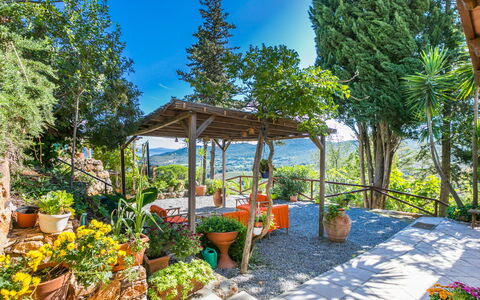 La Tordara: Cielo, Nube, Planta, Árbol, Superficie De La Carretera, Asfalto, El Terreno Del Lote, Casa, Material Compuesto, Cerca