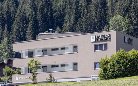 Radstadt 190: Planta, Edificio, Ventana, Árbol, El Terreno Del Lote, Pendiente, Hierba, Techo, Paisaje, Fachada