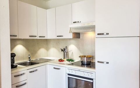 Brissago 724: Aparato De Cocina, Cocina, Mostrador, Electrodoméstico, Gabinetes, Madera, Estufa De Cocina, Electrodoméstico, Diseño De Interiores, Estufa