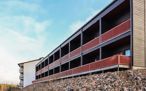 Skivillas 61 Ukkohalla (B1): Madera, Casa, Nieve, Cabaña, Casa, Invierno, Techo, Congelación, Vía Muerta, Pendiente