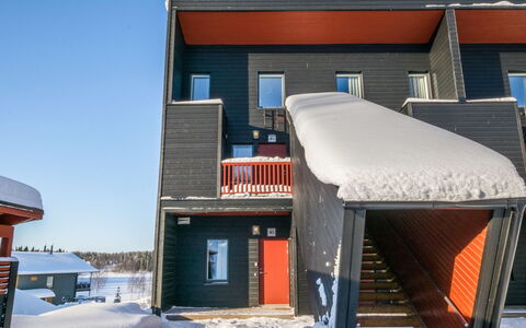 Skivillas 61 Ukkohalla (B1): Madera, Casa, Nieve, Cabaña, Casa, Invierno, Techo, Congelación, Vía Muerta, Pendiente