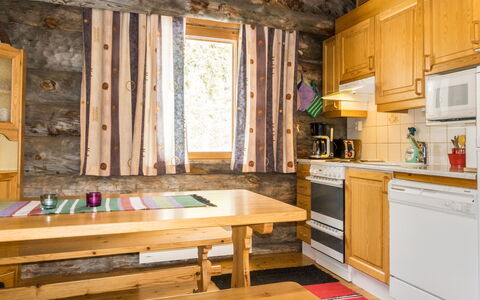 Luostonseita 1: Mueble, Silla, Mueble Para Exteriores, Mesa, Madera, Mesa Al Aire Libre, Cocina Y Comedor Mesa, Sombra, Jardín, Paraguas