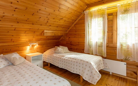 Paapuuri: Madera, Piso, Suelo, Mueble, Suelos De Madera, Diseño De Interiores, Litera, Habitación, Manchas De Madera, Madera Dura
