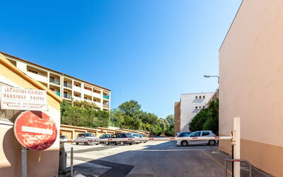 Les Roches Fleuries