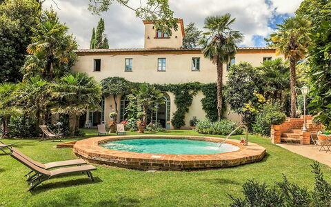 Castelletto Weddings And Events: Agua, Nube, Planta, Cielo, Propiedad, Edificio, Botánica, Ventana, Naturaleza, Árbol