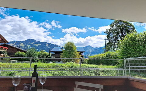 Saanen 100: Departamento, Condominio, Inmuebles, Balcón, Villa, Hotel