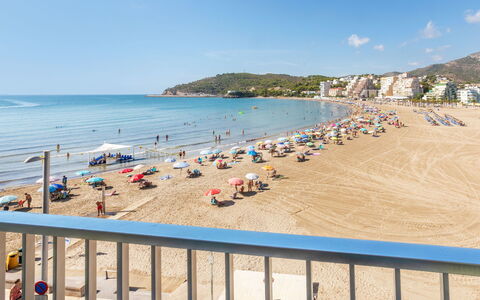 Grimaca Playa de la Concha: Playa, Costa, Apuntalar, Costeras Y Los Accidentes Geográficos Oceánico, Mar, Arena, Bahía, Vacaciones, Balneario